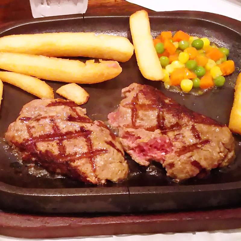 炭火ハンバーグ 150g(アルカサール ハンバーグ＆ステーキ ラ・チッタデッラ 川崎店)