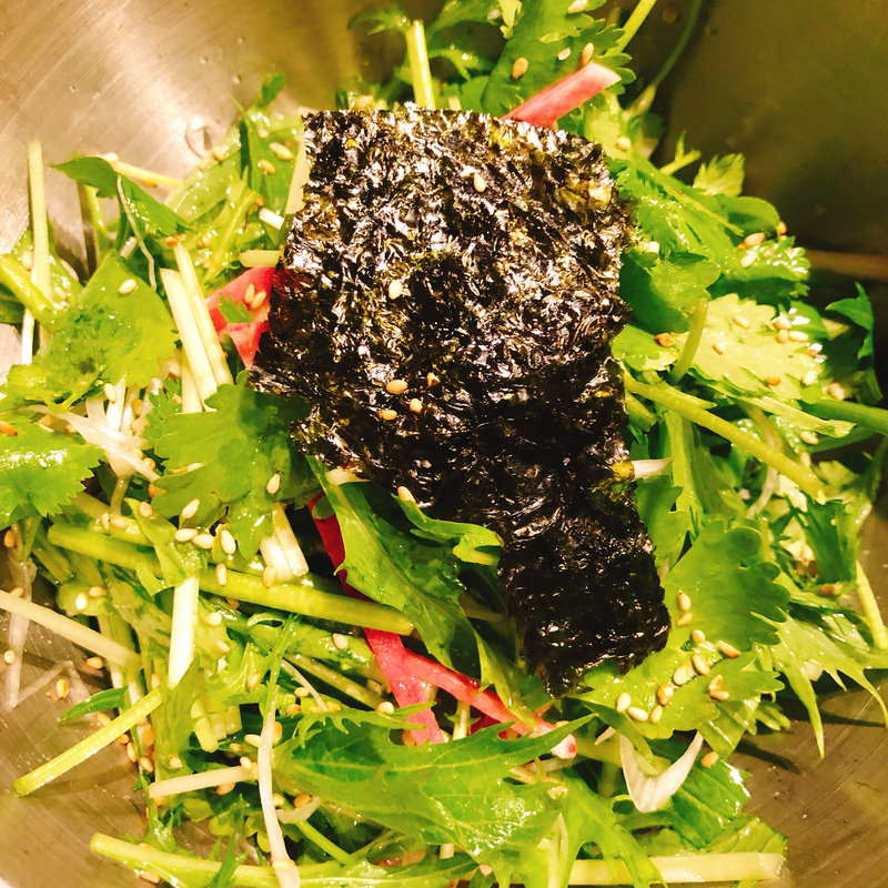 パクチーサラダ(大連餃子基地 DALIAN麻布十番店)