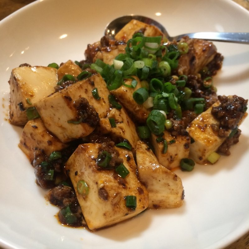 麻婆豆腐(くれない)