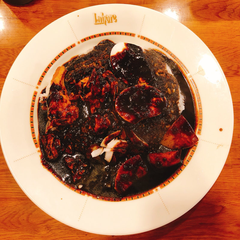 チキンカレーブラック(ラホール秋葉原店)