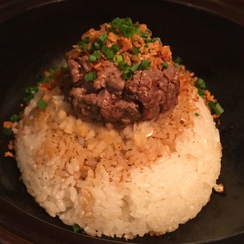 土鍋のにんにくバター(焼肉 矢澤 )