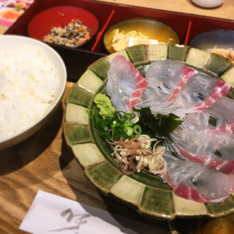 宇和島鯛めし定食(鯛めし魚然 自由が丘店 （うおぜん）)