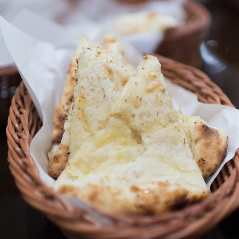 ガーリックナン(ネパールレストラン スバス)