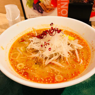 白たんたん（大辛）(T's たんたん グランスタ東京（京葉ストリートエリア）)