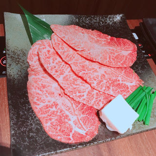 神戸牛特選ミスジ(新泉 （シンセン）)
