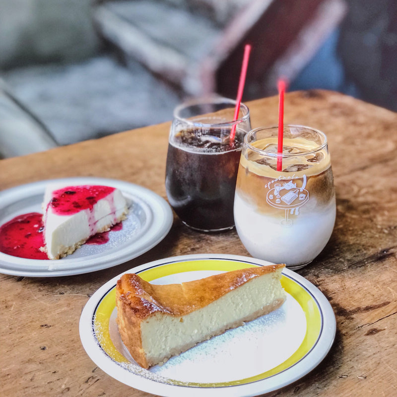 ベイクドチーズケーキ(spectacle kitahama)