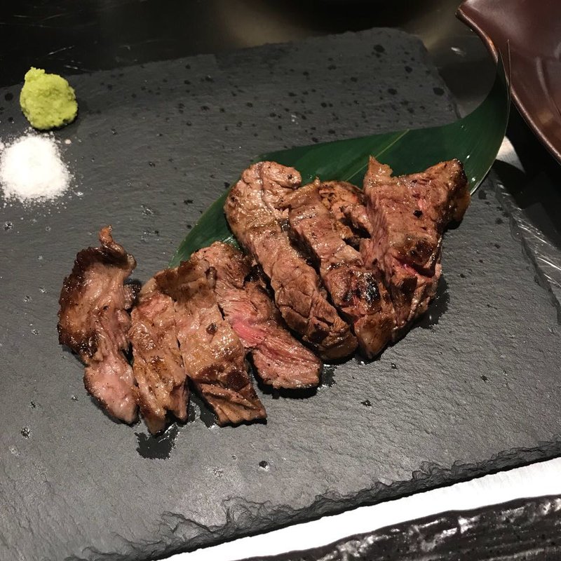 鉄板 ハラミステーキ(石焼地鳥 石庵 先斗町店 （いしやきじどり いっしゃん）)