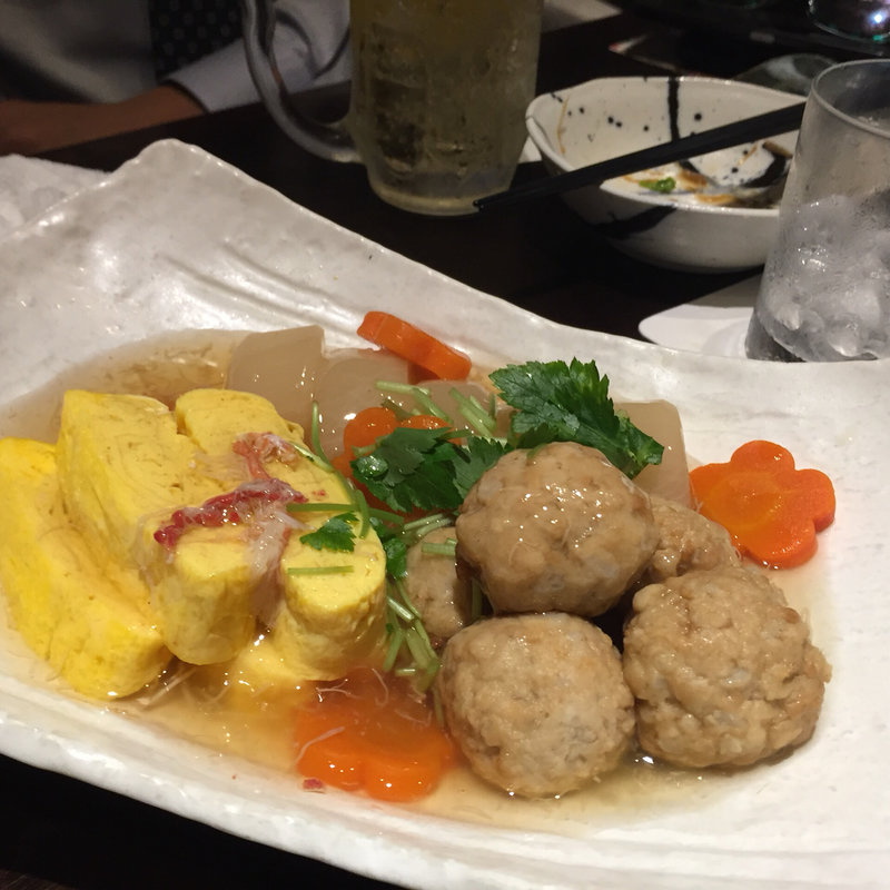 茜鶏のつくねと出し巻き玉子の蟹餡かけ(ほっこり 有楽町店 )