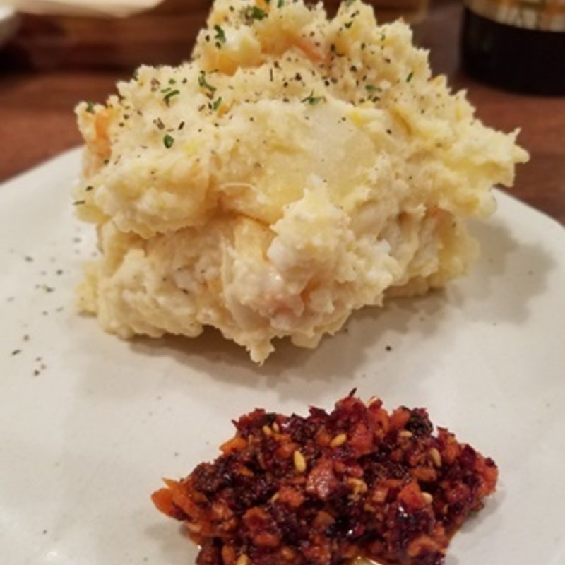 ポテトサラダ(もつ煮込み専門店 沼田 （もつにこみせんもんてん ぬまた）)