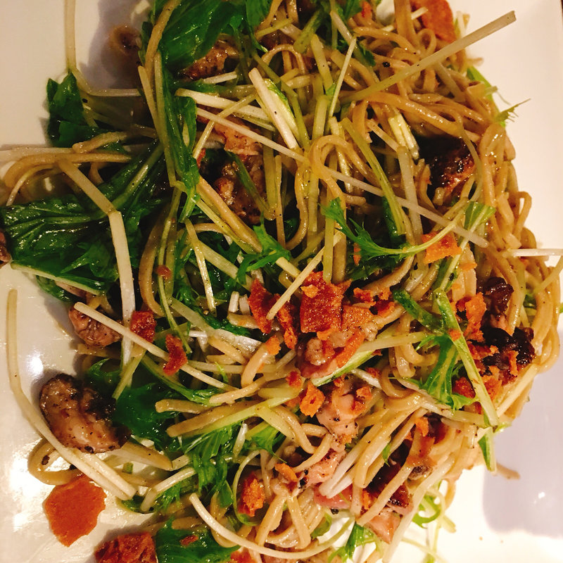 鴨炭火焼と水菜のそばパスタ仕立て(和食 縁 蕎麦切り)