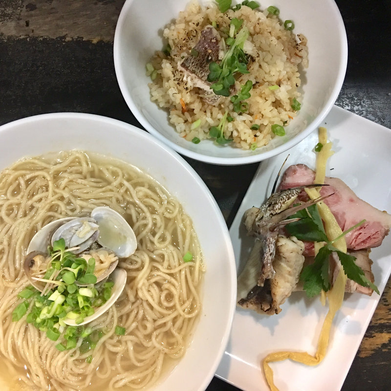 鯛と貝の塩らーめんセット(らぁめんこはく )