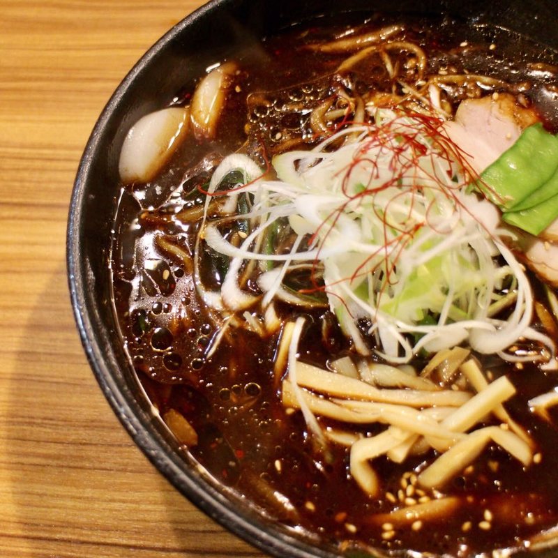 特製辛味噌黒(らあめん新)