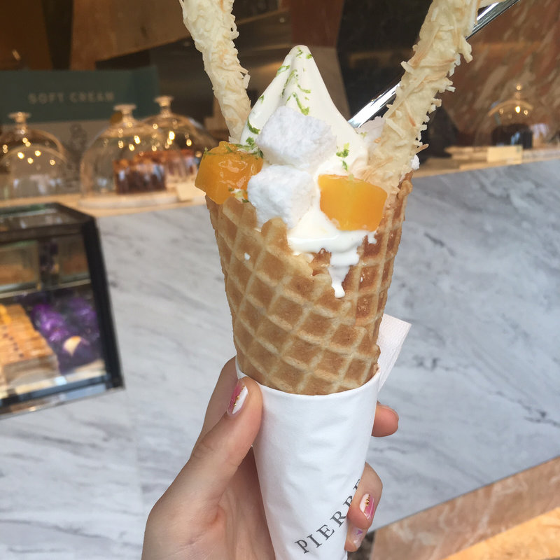 エキゾチックソフトクリーム(ピエール・エルメ・パリ 青山)