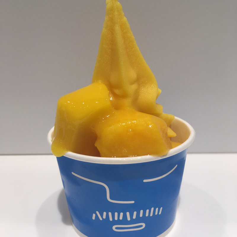 マンゴーソフトクリーム(ICE MONSTER OMOTESANDO （アイスモンスター）)