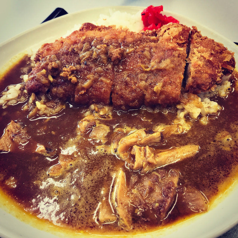 牛すじカツカレー(つどい亭 )