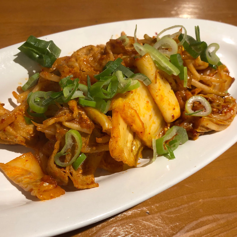 豚キムチ(赤のれん＆とん吉 箱崎総本店)