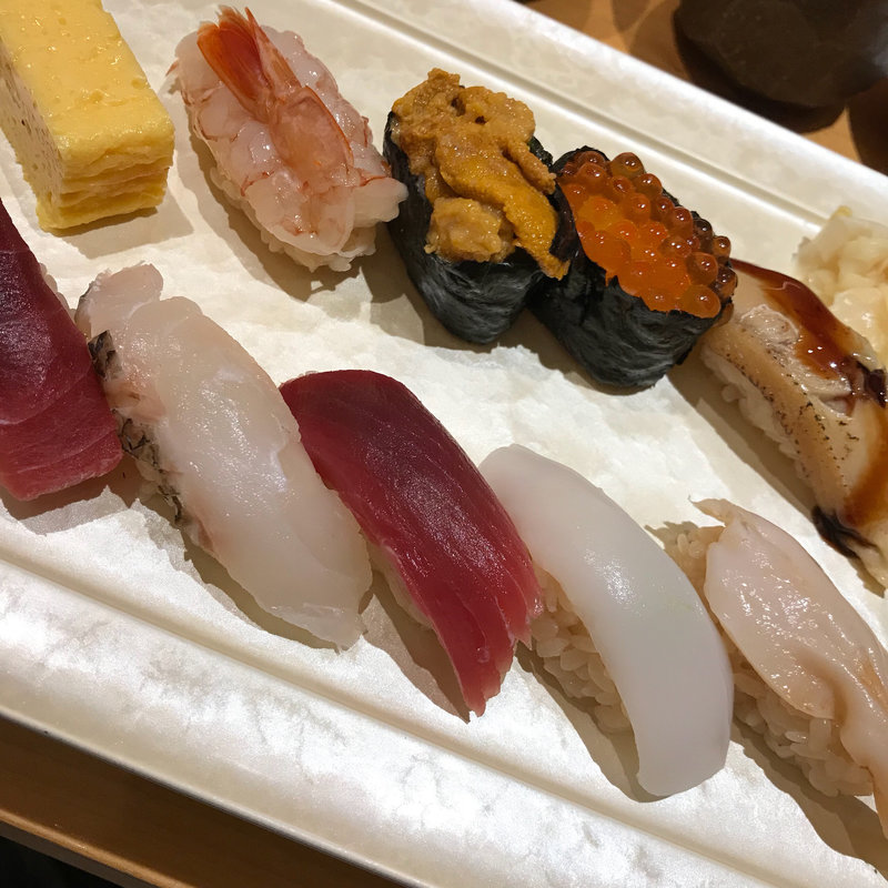 おまかせ10貫(鮨まとり )