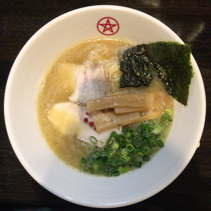 豚骨魚介醤油(RAMEN HARA8)