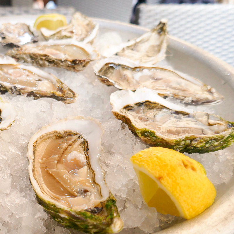 12 HUITRES N°2 SPÉCIALES (Chez Mickael)