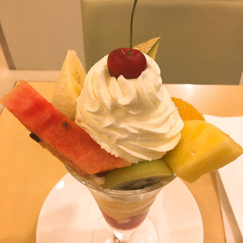 千疋屋スペシャルパフェ(千疋屋総本店（フルーツパーラー）日本橋高島屋店)