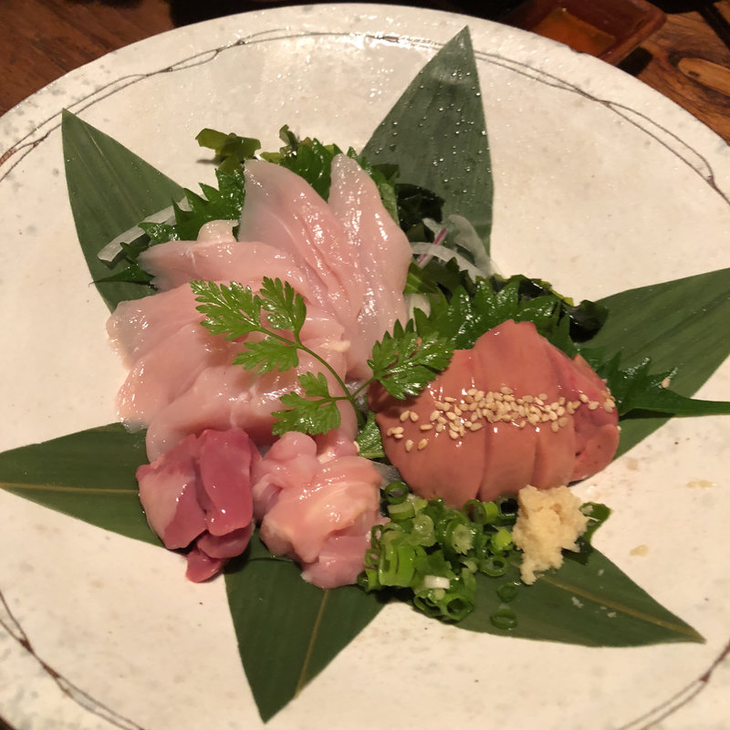 刺身盛り合わせ(炭焼 もくもく （スミヤキ モクモク）)