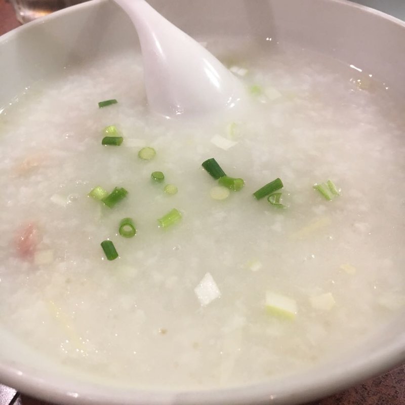 鶏肉粥(中華粥 香港ロジ 渋谷桜丘町店)