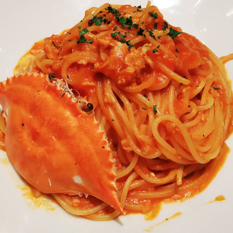 濃厚な渡り蟹のトマトクリームソース(ラパウザ アトレ川崎店)