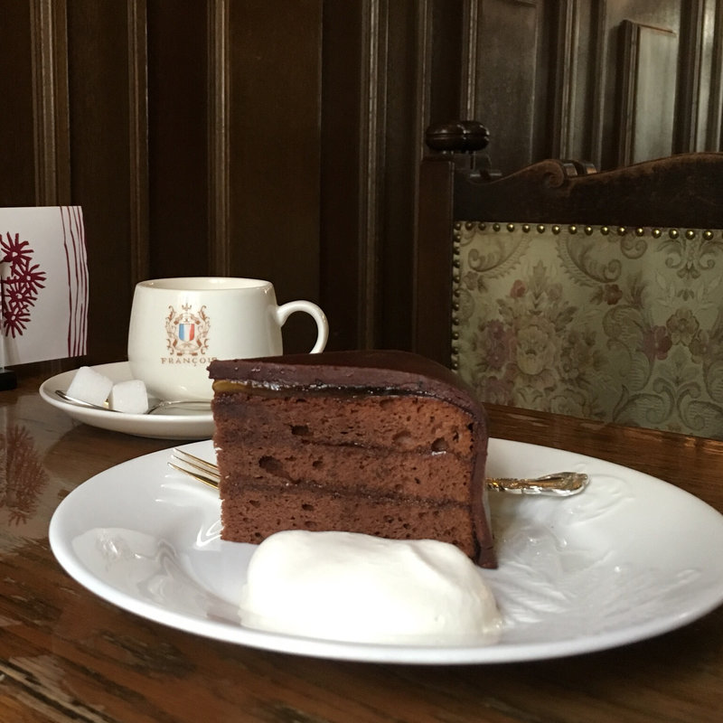 ザッハトルテ(フランソア喫茶室 （Salon de the FRANCOIS）)