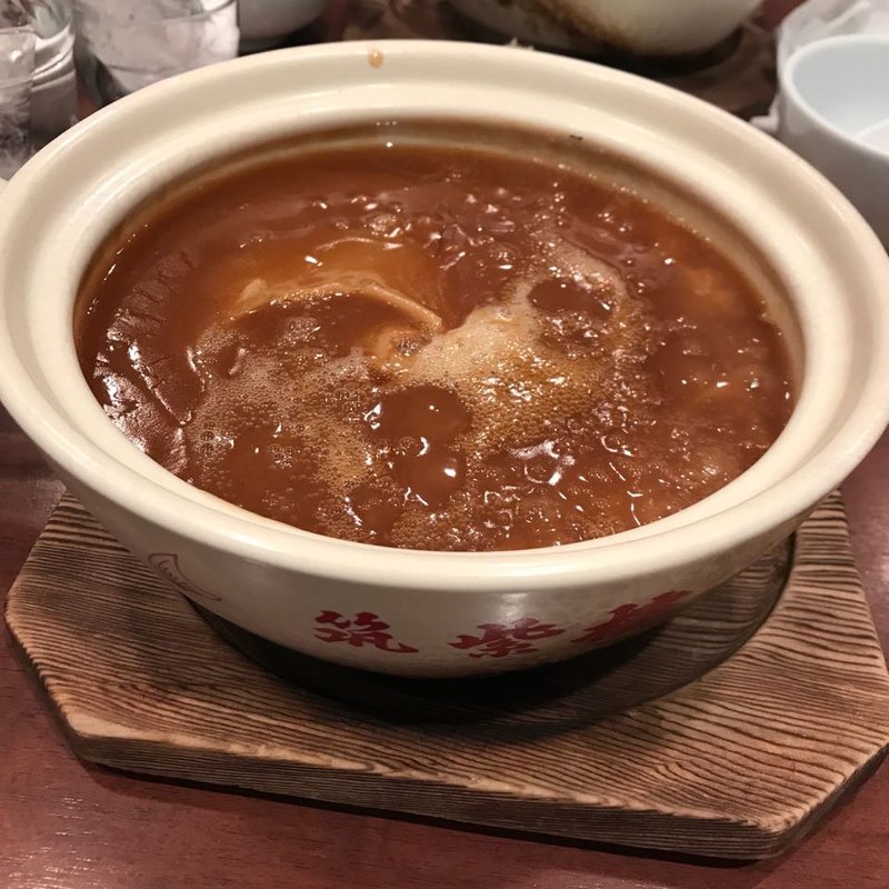 ふかひれの姿煮込みつゆそば(筑紫楼 八重洲店 頂上麺)