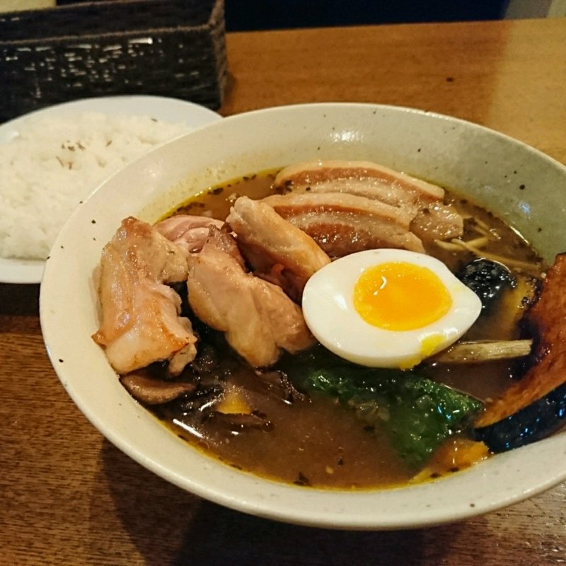 きのことチキン(夜のスープカレー屋さん)