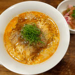 担々麺(鳴龍 （NAKIRYU）)