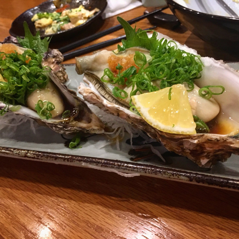 生牡蠣(Kinjo’s Izakaya)