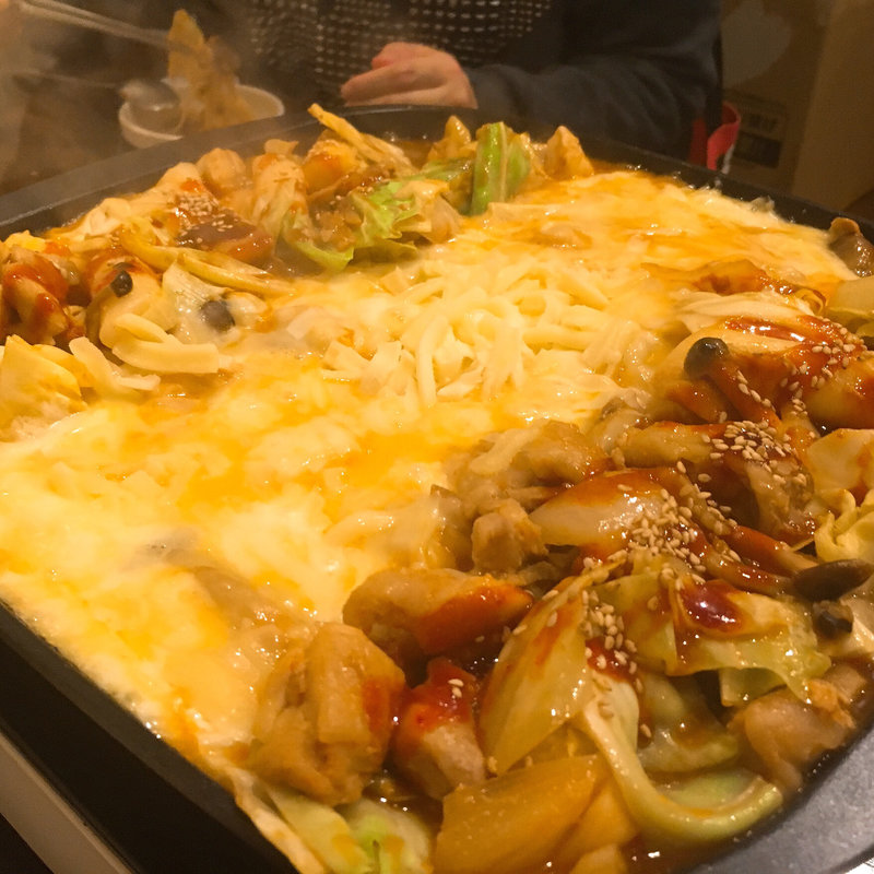 チーズダッカルビ(コリアンダイニング・パダ )