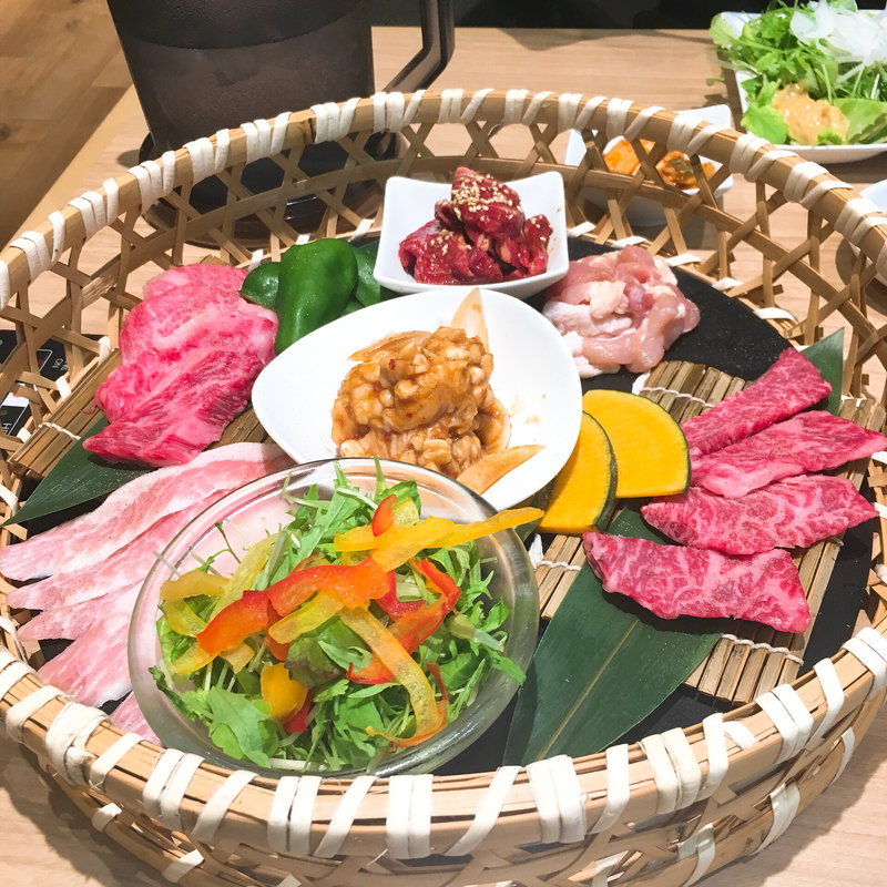 (焼肉&サラダバー ベジニク)