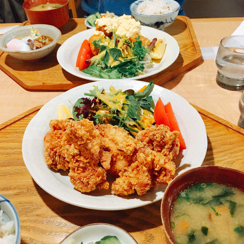 唐揚げ定食(キッチン 米一　 千早店)