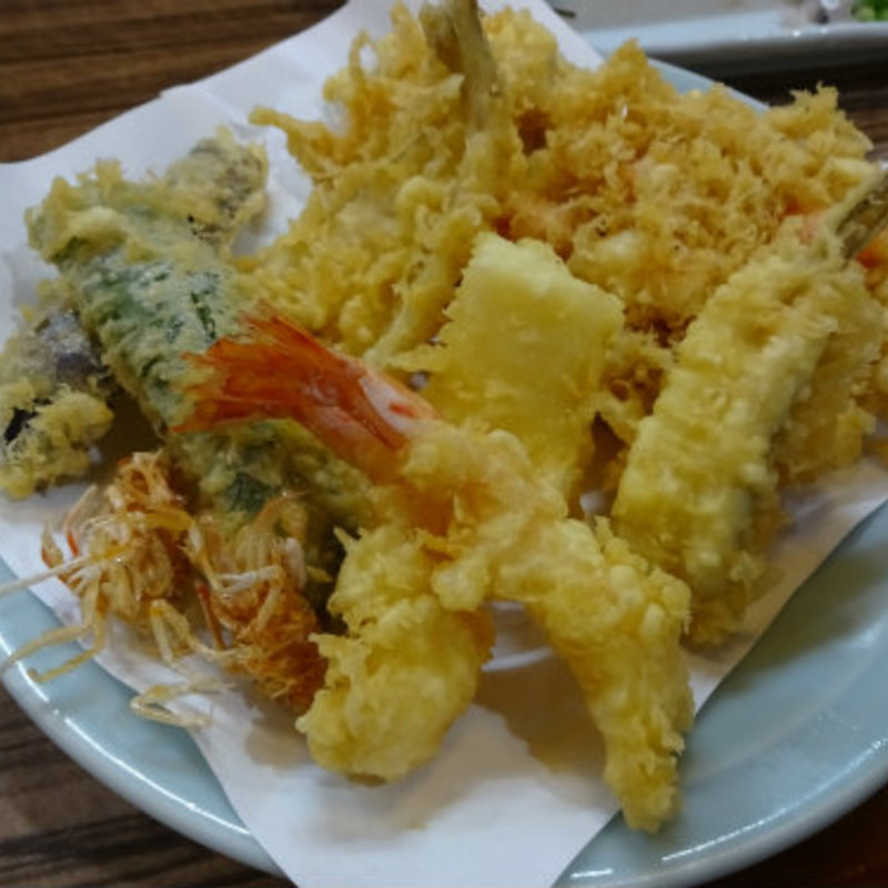 天ぷら盛り合わせ(八勢)