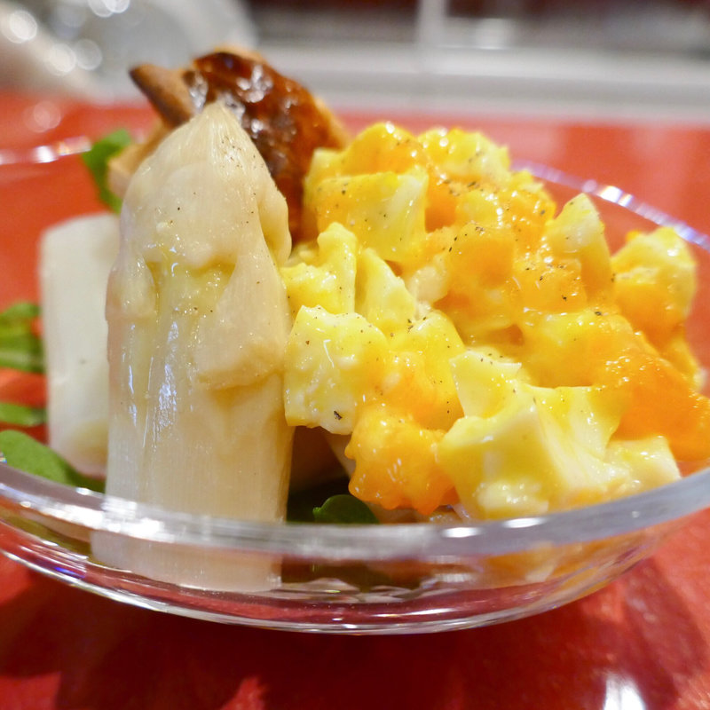 白アスパラ(カフェ・グラス・スリーズ)