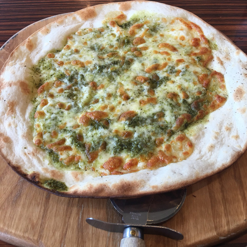 イタリアンバジルピザ(本庄珈琲うふふ )