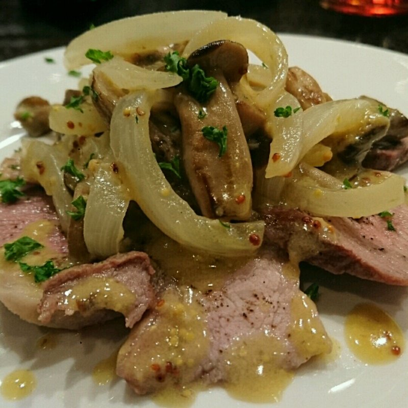 肩ロースのソテー マスタードソース(ル・ルー （le・roux）)