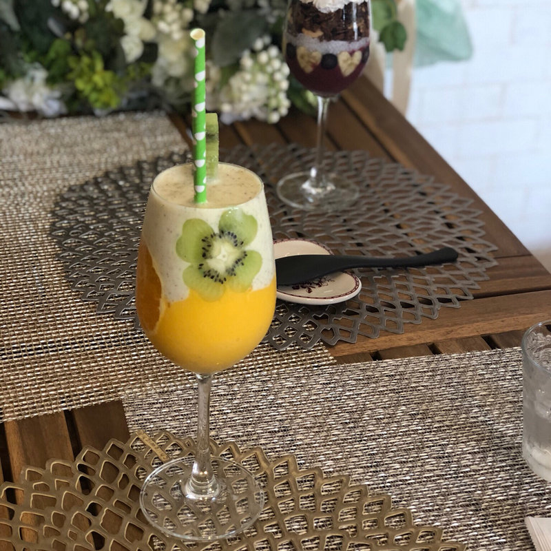 キウイとオレンジスムージー(リリアーナ オーガニックカフェ)