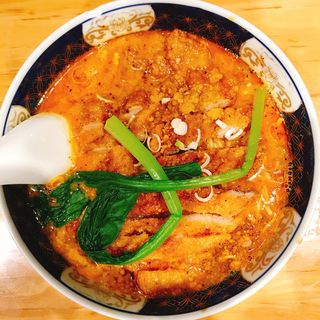 排骨坦麺（ばいこうだんだんめん）(支那麺 はしご 赤坂店 （しなめんはしご）)