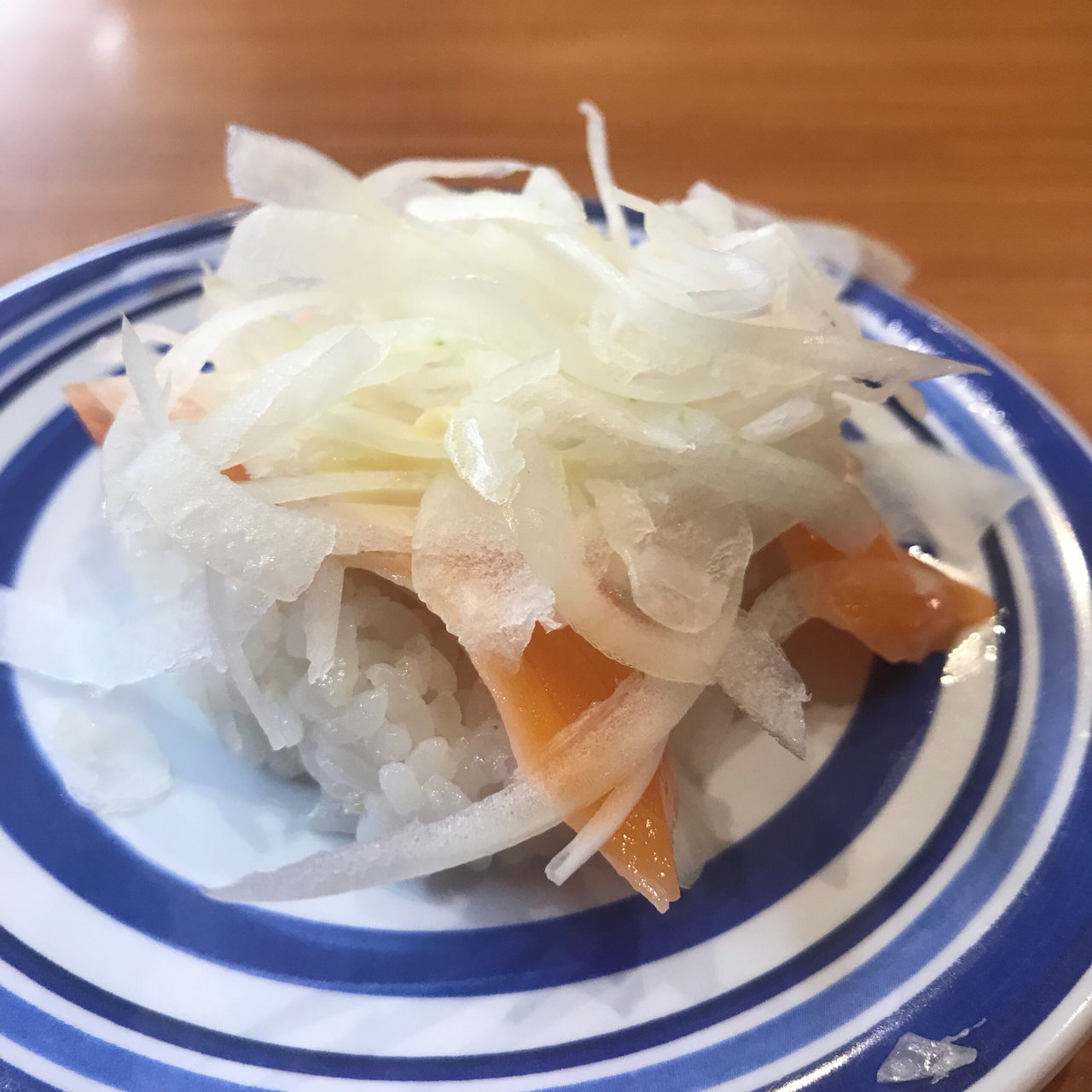 オニオンサーモン 無添くら寿司 ひばりが丘店 の口コミ一覧 おいしい一皿が集まるグルメコミュニティサービス Sarah オニオンサーモン 無添くら寿司 ひばりが丘店 の口コミ一覧 おいしい一皿が集まるグルメコミュニティサービス Sarah