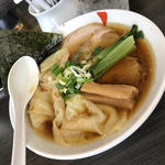 ワンタン麺チャーシュープラス(らぁめん 風和梨)