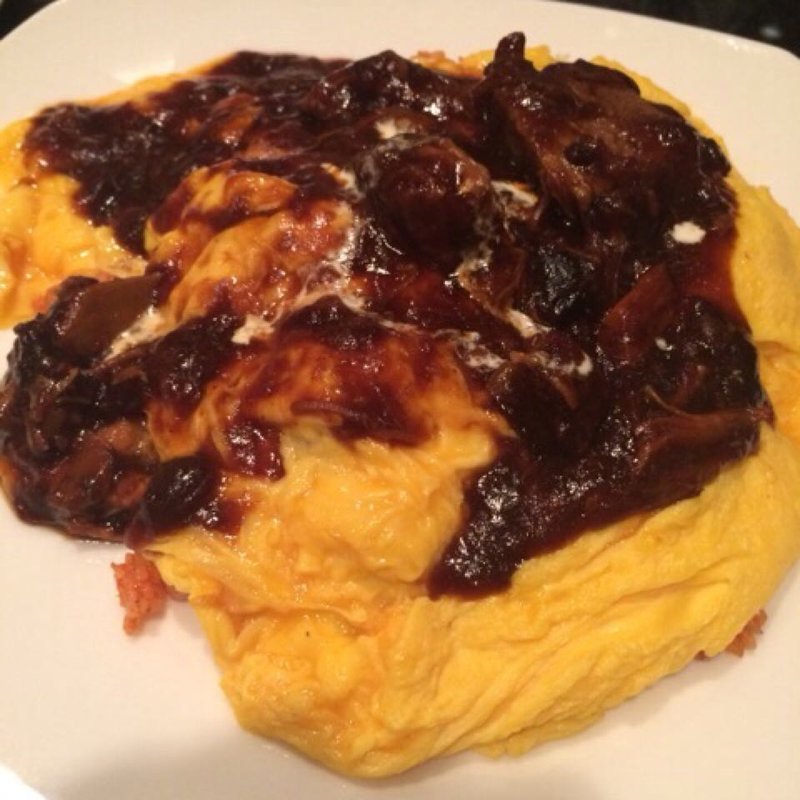 ビーフシチュー風オムライス(カフェプラザ オークラ)