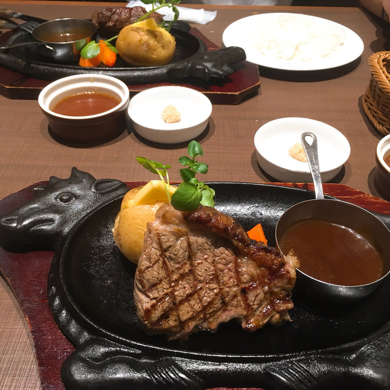 サーロインステーキ(ステーキハウス フォルクス 名島店)