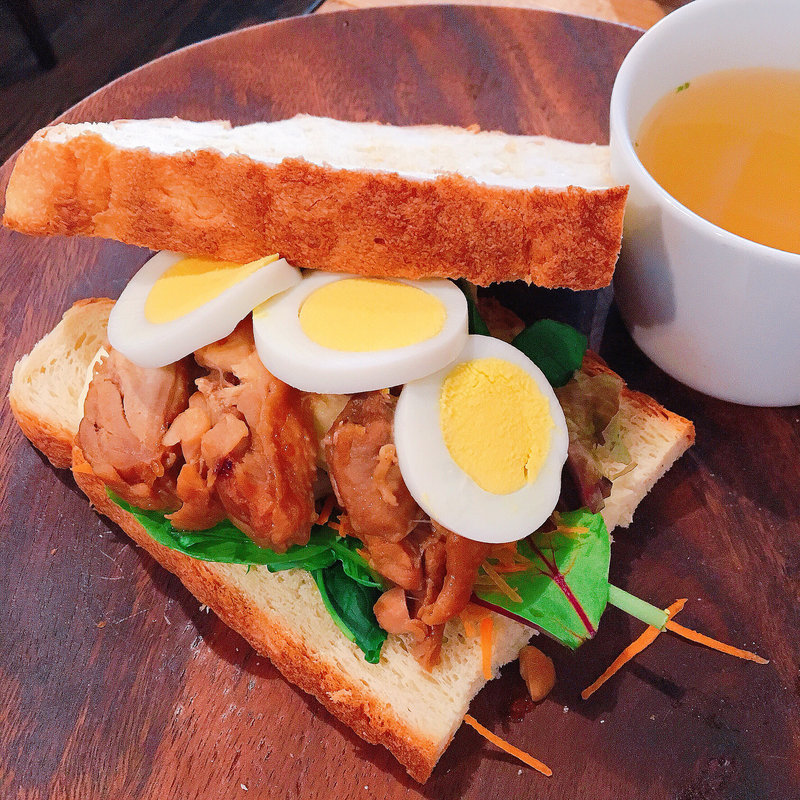 照り焼きチキンサンド(パティスリー MIU)