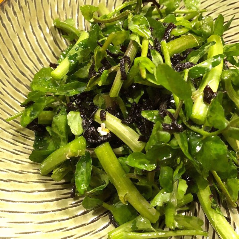 クレソンの塩昆布和え(ぬる燗)