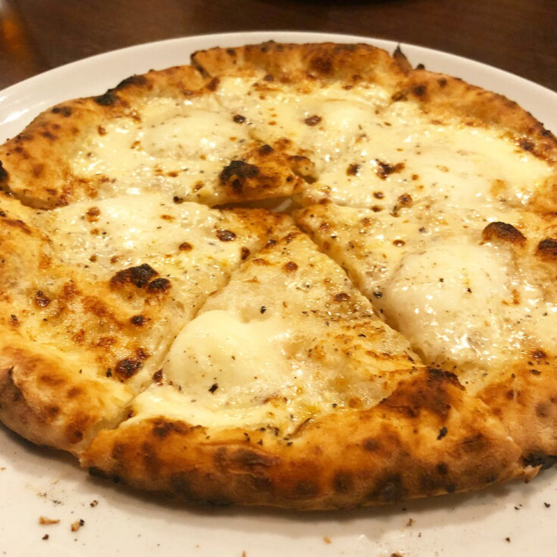 ピッツァ(ビステッカナオキ)