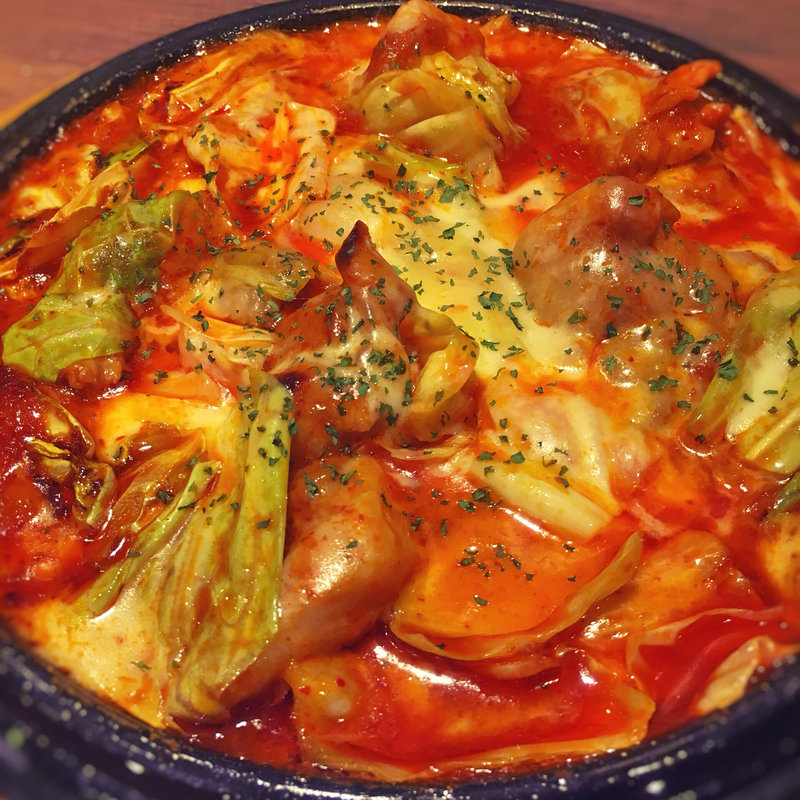 鉄板チーズタッカルビ(韓国料理bibim' ソラリアプラザ天神店)