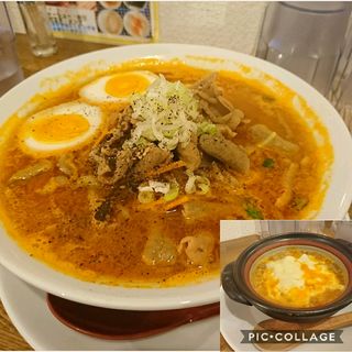 ユッケジャンラーメン(1辛)(麺屋からなり 西帯広本店)